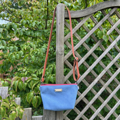 Sac minimaliste velours bleu atelier tango&k