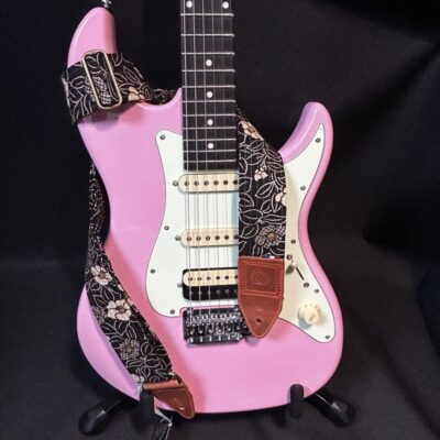 Sangle fleurie noire et beige atelier Tango&K