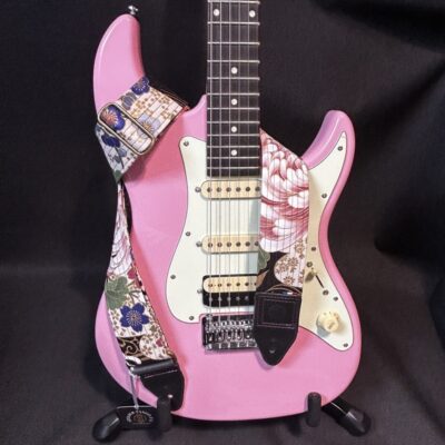 Sangle fleurie sur fond noir atelier Tango&K