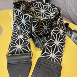 Sangle de guitare Hoshizora noire cuir noir atelier Tango&k® (3)