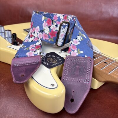Sangle de guitare tissu japonais et cuir modèle Ryuka fleur de dragon atelier tango&k (3)
